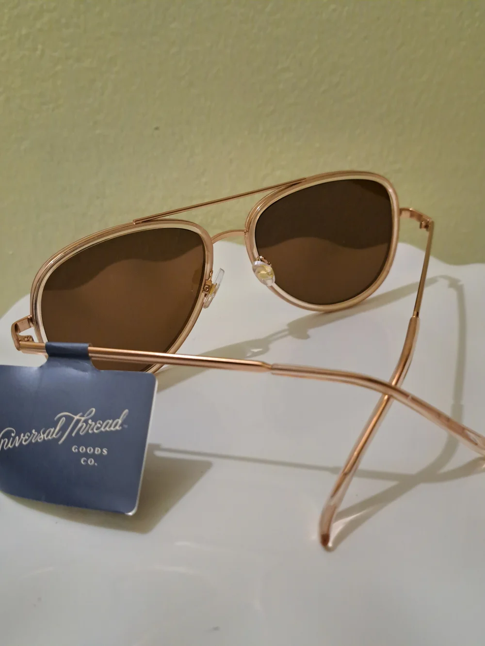Aviator Sunglasses in Rose Gold Tone with Brown Lenses